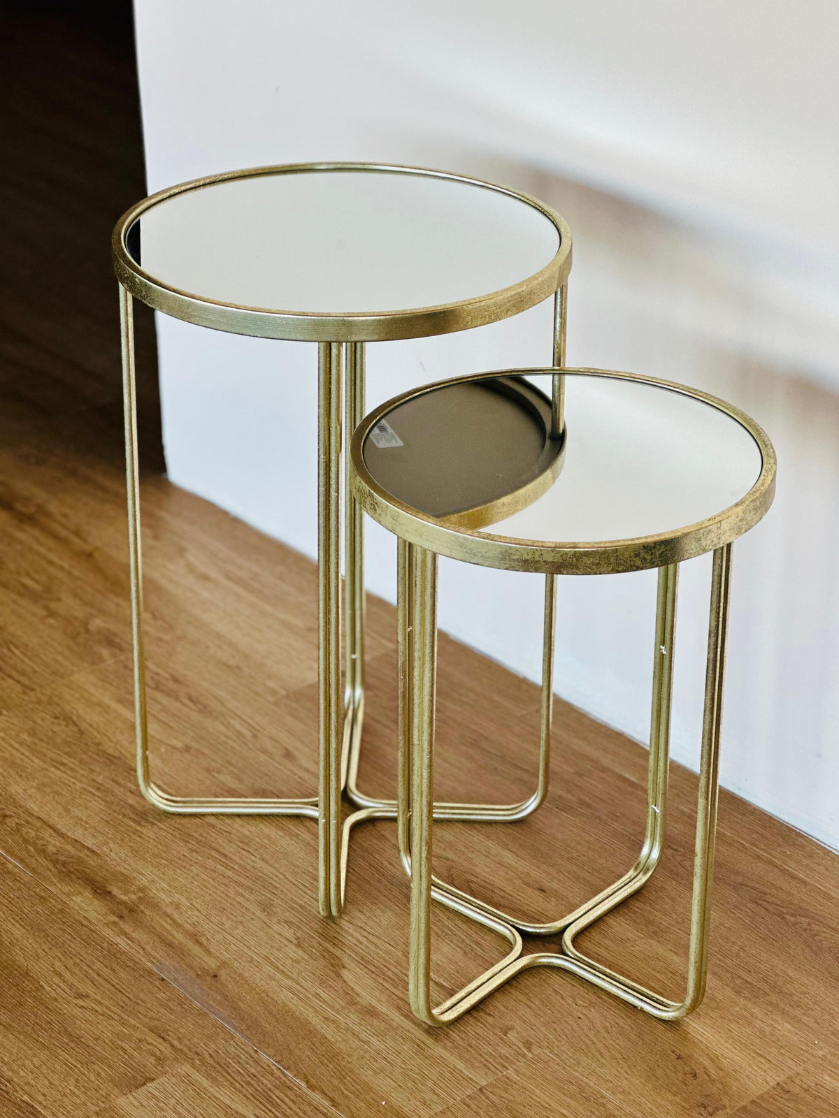 MESA EM METAL COM ESPELHO 61X40,5CM (MAIOR)