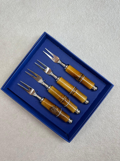 Conjunto 4 Garfos para Petisco de Aço Inox com Cabo de Bambu